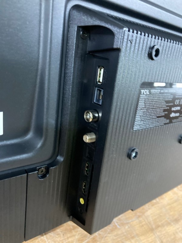 Lot 48  
            Nottingham SR1 - Collection Only 

                
TCL 40" FULL HD QLED DIRECT LED SMART TV MODEL: 40SF560-UK - ORIGINAL RRP.£179 - ... - Image 3