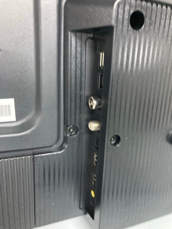 Lot 49  
            Nottingham SR1 - Collection Only 

                
TCL 40" FHD SMART TV MODEL: 40SF540K - ORIGINAL RRP.£157 - WITH POWER SUPPLY / WI... - Image 3