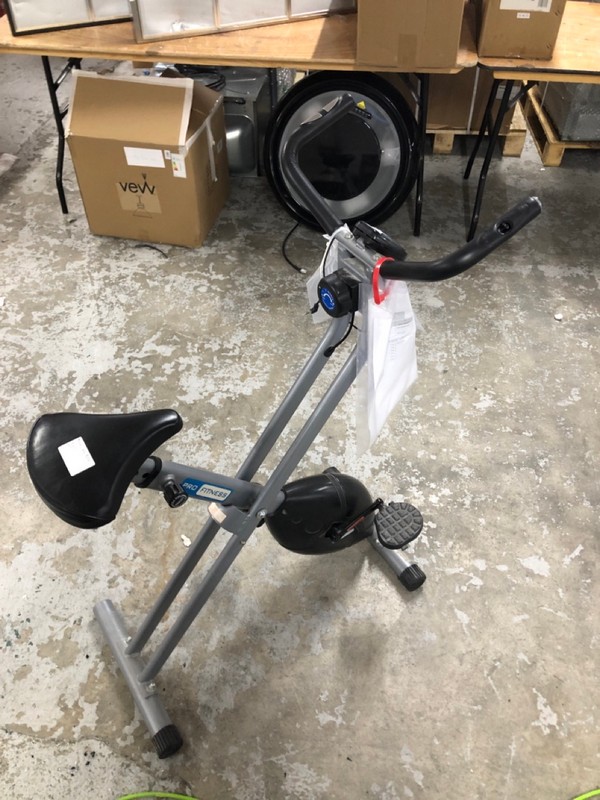 Lot 74  
            Nottingham SR1 - Delivery or Collection 

                
PRO FITNESS EXERCISE BIKE - LCAP310 - Image 2