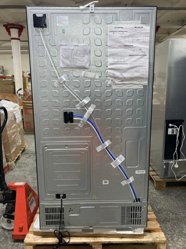 Lot 81  
            Nottingham SR1 - Delivery or Collection 

                
HISENSE CONNECTLIFE SMART AMERICAN FRIDGE FREEZER MODEL: RQ760N4IFE - ORIGINAL RR... - Image 4