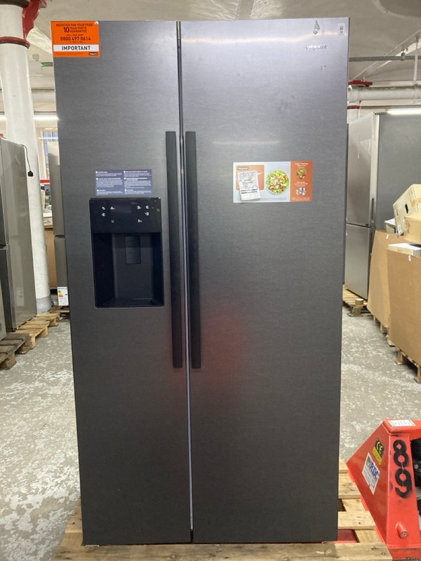 Lot 91  
            Nottingham SR1 - Delivery or Collection 

                
HOTPOINT AMERICAN FRIDGE FREEZER MODEL: HPG26574W - ORIGINAL RRP.£1,149