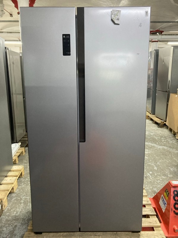 Lot 92  
            Nottingham SR1 - Delivery or Collection 

                
LOGIK AMERICAN FRIDGE FREEZER MODEL: LSBSX23 - ORIGINAL RRP.£519