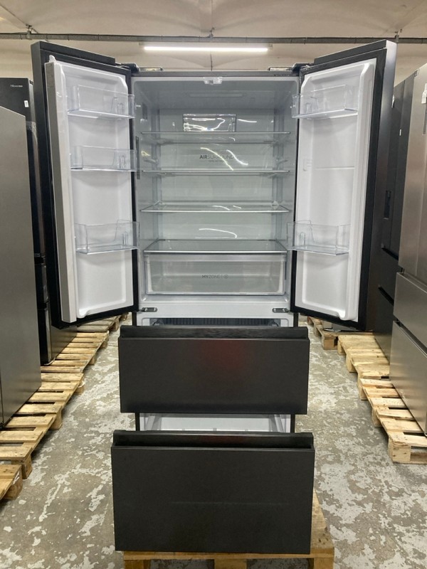 Lot 98  
            Nottingham SR1 - Delivery or Collection 

                
HAIER AMERICAN STYLE FRIDGE FREEZER MODEL: HFR3718ENPT - ORIGINAL RRP.£649 - Image 2