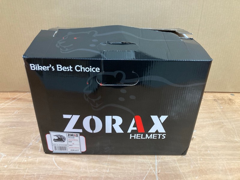 Lot 102  
            Nottingham SR8 - Delivery Or Collection 

                
MEDIUM ZORAX HELMET