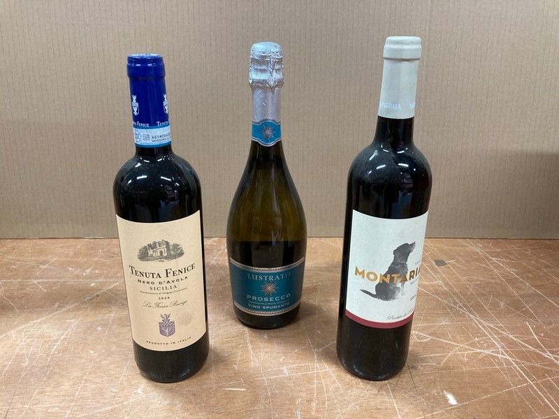 Lot 109  
            Nottingham SR8 - Collection Only 

                
QTY OF WINES TO INCLUDE PROSECCO- 18+ ID REQUIRED  - COLLECTION ONLY