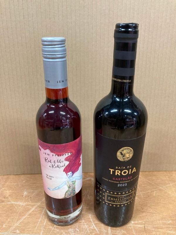 Lot 113  
            Nottingham SR8 - Collection Only 

                
QTY OF WINES TO INCLUDE CABERNET SAUVIGNON- 18+ ID REQUIRED  - COLLECTION ONLY