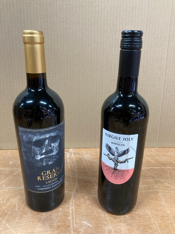 Lot 114  
            Nottingham SR8 - Collection Only 

                
QTY OF WINES TO INCLUDE SAUVIGNON BLANC- 18+ ID REQUIRED  - COLLECTION ONLY