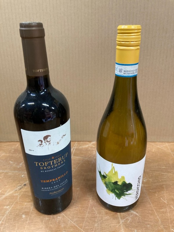 Lot 119  
            Nottingham SR8 - Collection Only 

                
QTY OF  WINES TO INCLUDE TEMPRANILLO- 18+ ID REQUIRED  - COLLECTION ONLY - Image 2