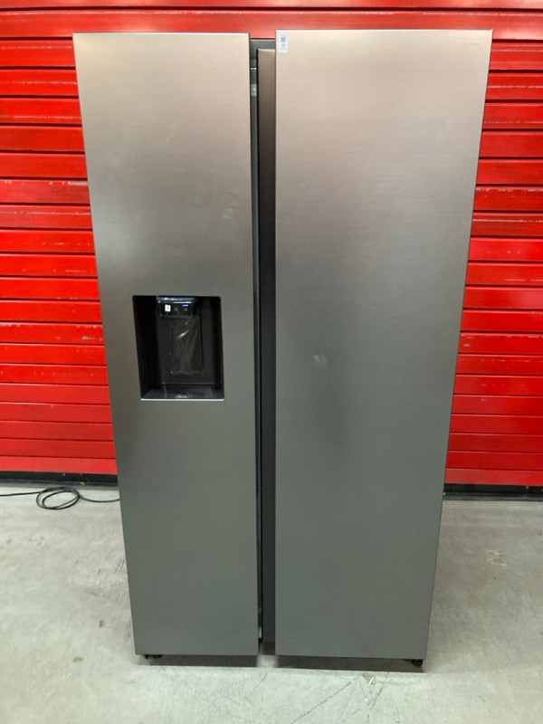 Lot 11  
            Nottingham SR8 - Delivery Or Collection 

                
SAMSUNG SERIES 6 AMERICAN SMART FRIDGE FREEZER. MODEL: RS70F65KET. ORIGINAL RRP: ...