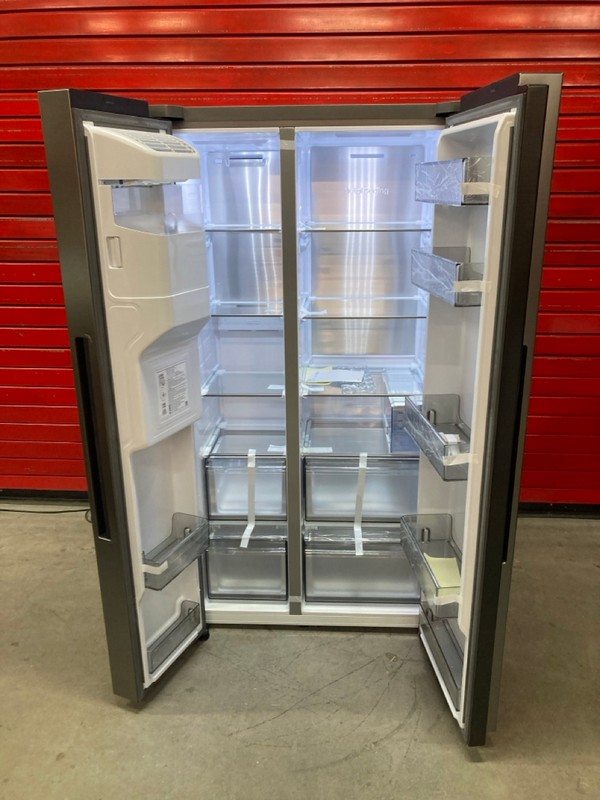 Lot 11  
            Nottingham SR8 - Delivery Or Collection 

                
SAMSUNG SERIES 6 AMERICAN SMART FRIDGE FREEZER. MODEL: RS70F65KET. ORIGINAL RRP: ...