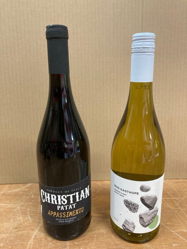 Lot 120  
            Nottingham SR8 - Collection Only 

                
QTY OF WINES TO INCLUDE PINOT NOIR- 18+ ID REQUIRED  - COLLECTION ONLY