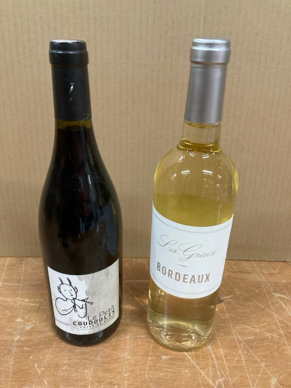 Lot 128  
            Nottingham SR8 - Collection Only 

                
QTY OF WINES WINES TO INCLUDE SAUVIGNON BLANC- 18+ ID REQUIRED  - COLLECTION ONLY