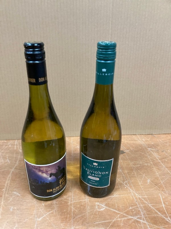 Lot 128  
            Nottingham SR8 - Collection Only 

                
QTY OF WINES WINES TO INCLUDE SAUVIGNON BLANC- 18+ ID REQUIRED  - COLLECTION ONLY