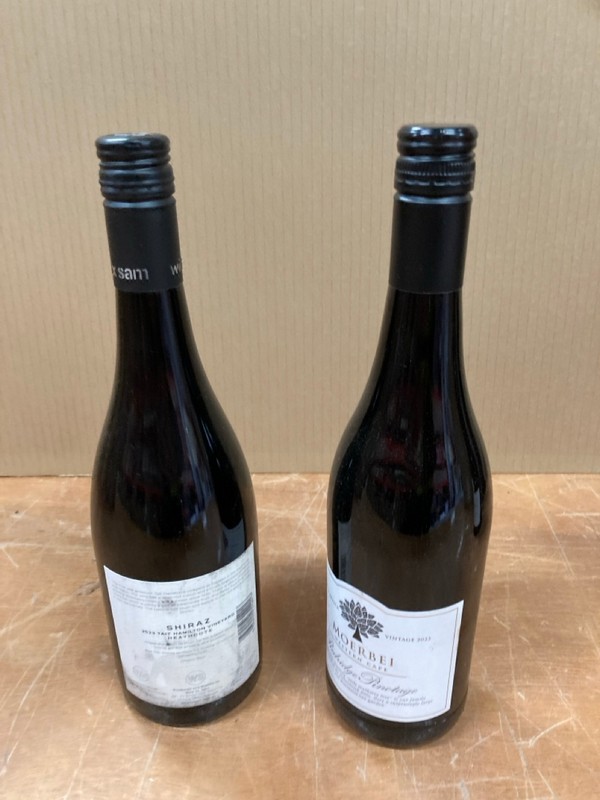 Lot 129  
            Nottingham SR8 - Collection Only 

                
QTY OF WINES  WINES TO INCLUDE SHIRAZ- 18+ ID REQUIRED  - COLLECTION ONLY