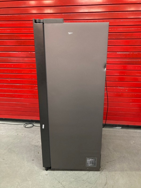 Lot 12  
            Nottingham SR8 - Delivery Or Collection 

                
SAMSUNG SERIES 6 AMERICAN SMART FRIDGE FREEZER. MODEL: RS70F65QEF. ORIGINAL RRP: ... - Image 4