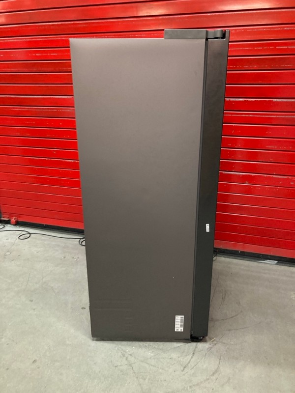 Lot 12  
            Nottingham SR8 - Delivery Or Collection 

                
SAMSUNG SERIES 6 AMERICAN SMART FRIDGE FREEZER. MODEL: RS70F65QEF. ORIGINAL RRP: ... - Image 6