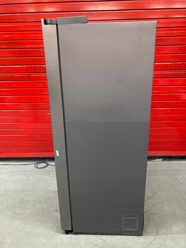 Lot 13  
            Nottingham SR8 - Delivery Or Collection 

                
SAMSUNG SERIES 6 AMERICAN SMART FRIDGE FREEZER. MODEL: RS70F65KET. ORIGINAL RRP: ... - Image 4