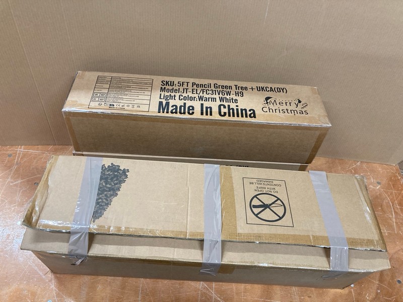 Lot 146  
            Nottingham SR8 - Delivery Or Collection 

                
2X CHRISTMAS TREES