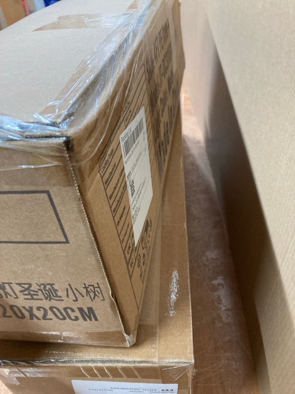 Lot 149  
            Nottingham SR8 - Delivery Or Collection 

                
2 X CHRISTMAS TREES