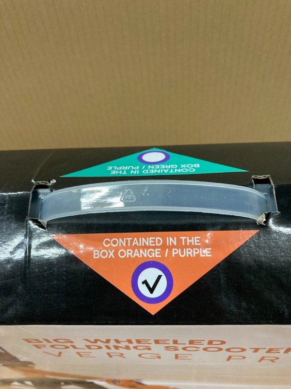 Lot 151  
            Nottingham SR8 - Delivery Or Collection 

                
ZINC BIG WHEELED FOLDING SCOOTER VERGE PRO