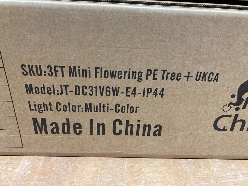 Lot 158  
            Nottingham SR8 - Delivery Or Collection 

                
2 X CHRISTMAS TREES