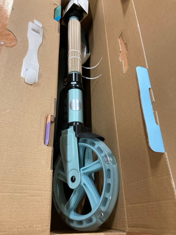 Lot 168  
            Nottingham SR8 - Delivery Or Collection 

                
MICRO CRUISER LED SCOOTER