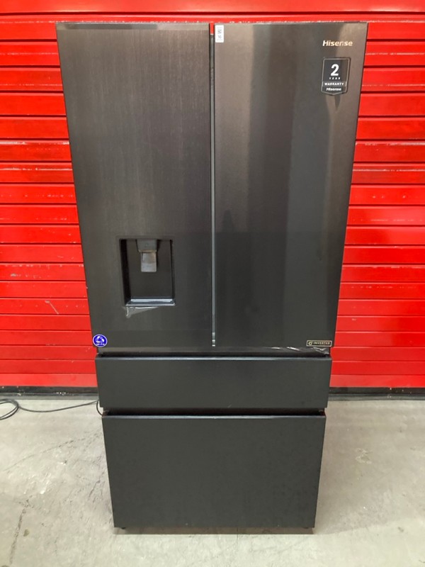 Lot 16  
            Nottingham SR8 - Delivery Or Collection 

                
HISENSE FRIDGE FREEZER. MODEL: RF540N4WFE. ORIGINAL RRP: £899
