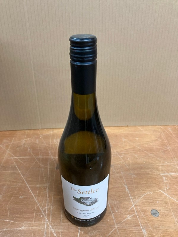 Lot 171  
            Nottingham SR8 - Collection Only 

                
QUANTITY OF WINES TO INCLUDE SAUVIGNON BLANC- 18+ ID REQUIRED  - COLLECTION ONLY - Image 2