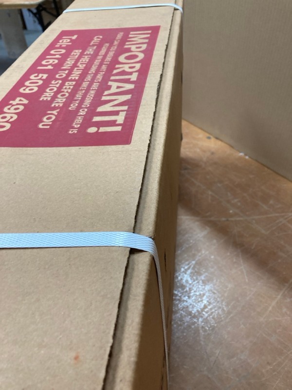 Lot 178  
            Nottingham SR8 - Delivery Or Collection 

                
PEDAL PALS 12" DINOROAR BOYS BIKE