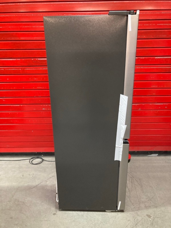 Lot 17  
            Nottingham SR8 - Delivery Or Collection 

                
KENWOOD FRIDGE FREEZER. MODEL: K4D83DXD25. ORIGINAL RRP: £679 - Image 6