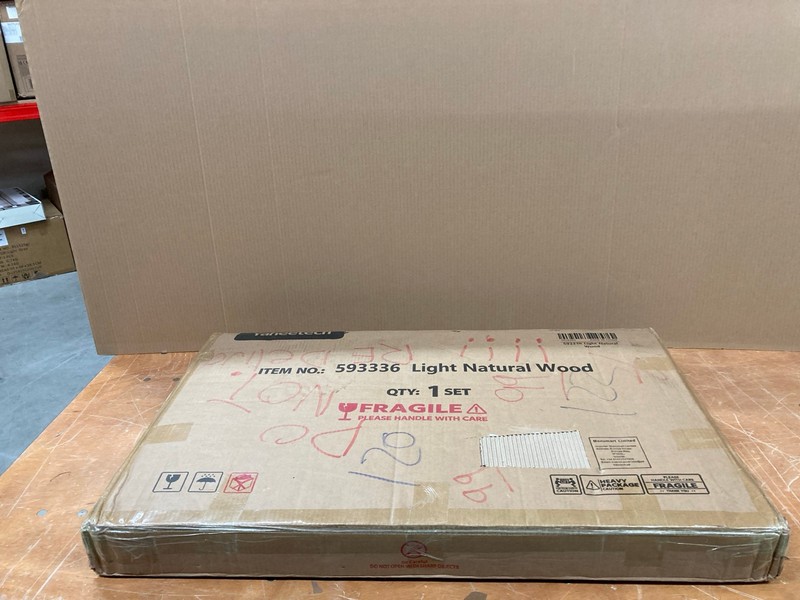 Lot 180  
            Nottingham SR8 - Delivery Or Collection 

                
TWO TIER FOLDABLE COMPUTER DESK