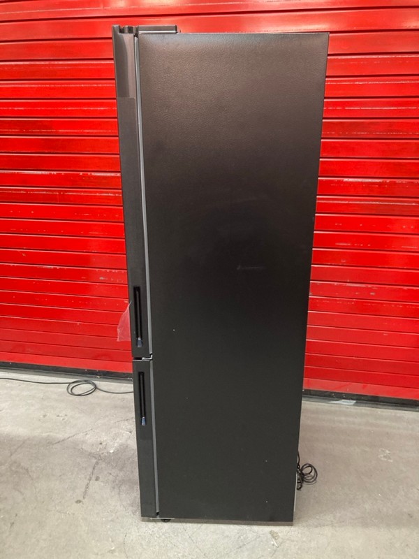 Lot 18  
            Nottingham SR8 - Delivery Or Collection 

                
HISENSE 60\40 FRIDGE FREEZER. MODEL: RB645N4BFE. ORIGINAL RRP: £649 - Image 4