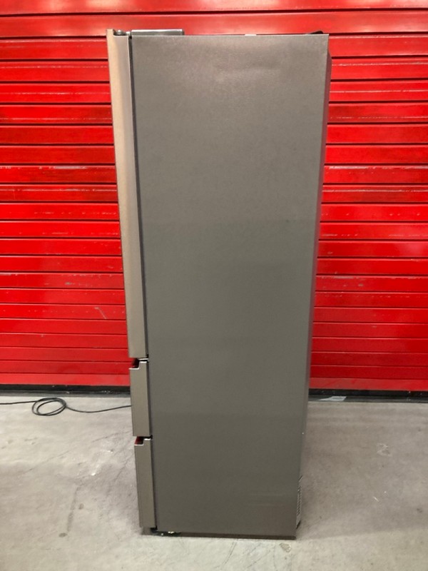 Lot 21  
            Nottingham SR8 - Delivery Or Collection 

                
HAIER FRIDGE FREEZER. MODEL: HFR5719ENMP. ORIGINAL RRP: £799