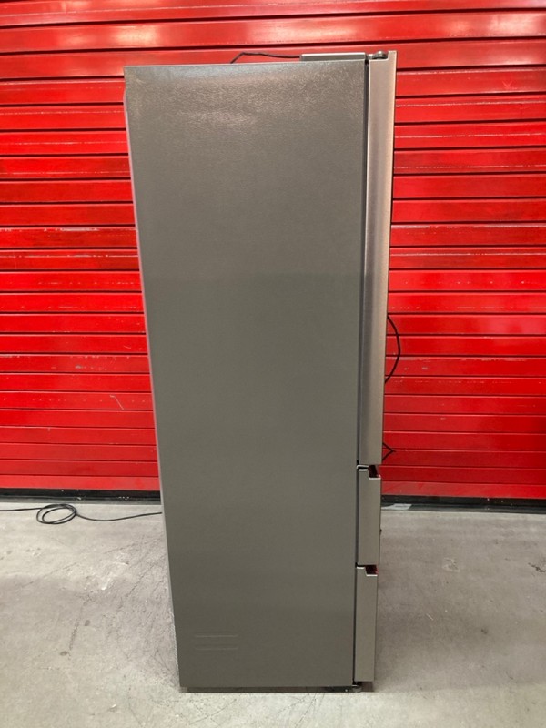 Lot 21  
            Nottingham SR8 - Delivery Or Collection 

                
HAIER FRIDGE FREEZER. MODEL: HFR5719ENMP. ORIGINAL RRP: £799