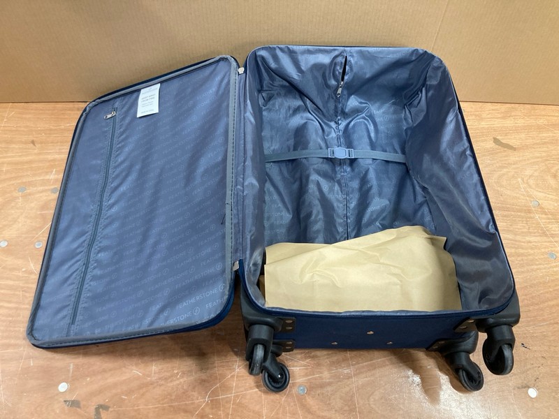 Lot 28  
            Nottingham SR8 - Delivery Or Collection 

                
FEATHERSTONE MEDIUM SUITCASE - Image 2
