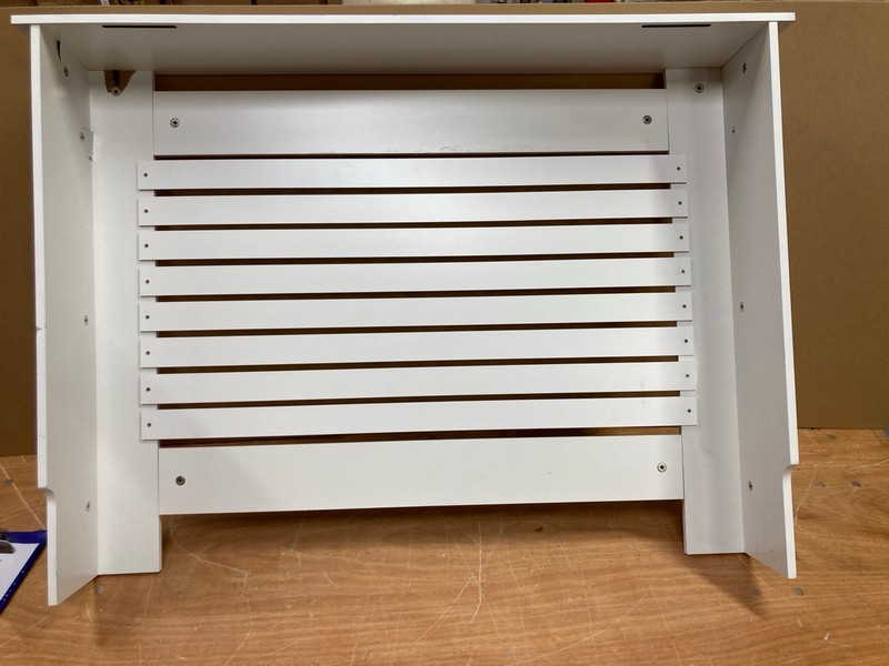 Lot 32  
            Nottingham SR8 - Delivery Or Collection 

                
RADIATOR COVER - MEDIUM - Image 3