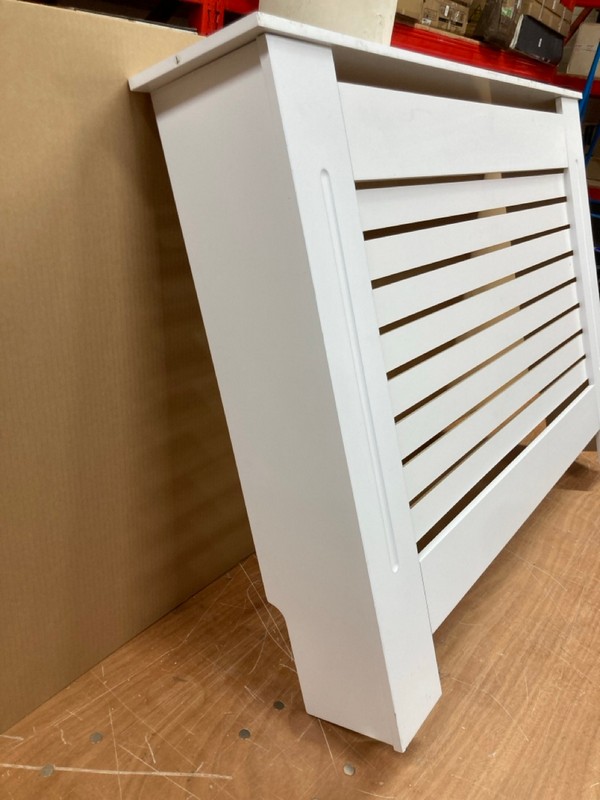 Lot 32  
            Nottingham SR8 - Delivery Or Collection 

                
RADIATOR COVER - MEDIUM - Image 4