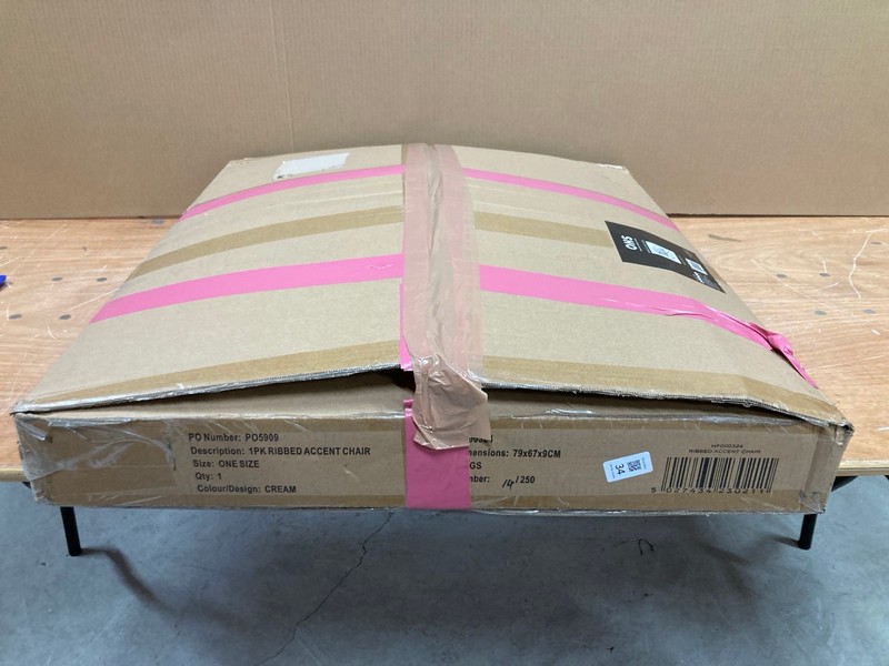 Lot 34  
            Nottingham SR8 - Delivery Or Collection 

                
OHS RIBBED ACCENT CHAIR CREAM - Image 3