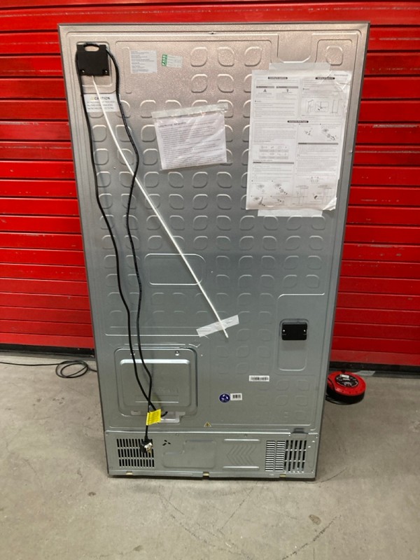 Lot 3  
            Nottingham SR8 - Delivery Or Collection 

                
HISENSE SMART FRIDGE FREEZER. STAINLESS STEEL. MODEL: RF815N4SESE. ORIGINAL RRP: ... - Image 5
