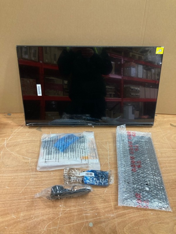 Lot 44  
            Nottingham SR8 - Delivery Or Collection 

                
BUSH 32 INCH SMART HD READY LED TV - Image 2
