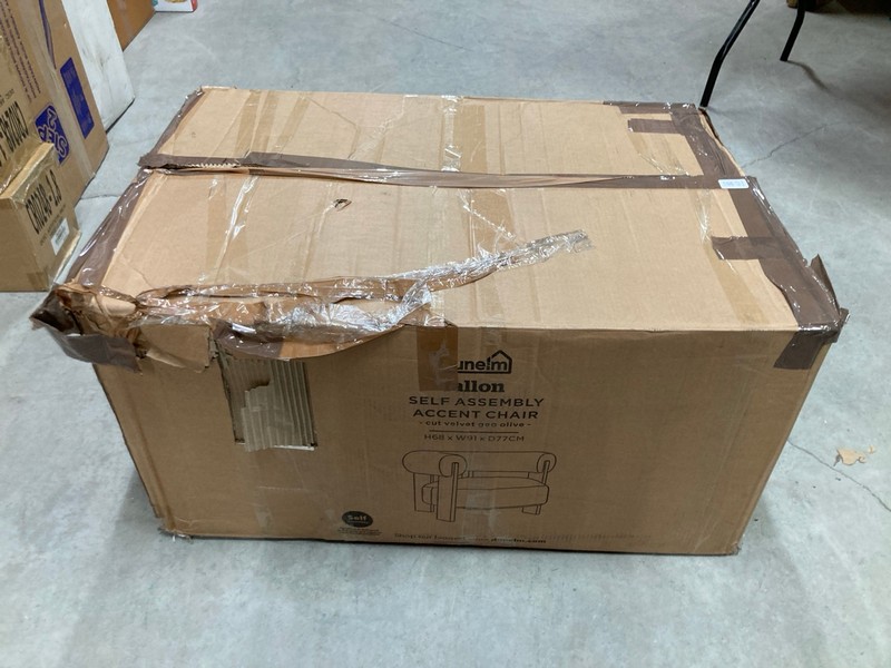 Lot 47  
            Nottingham SR8 - Delivery Or Collection 

                
DUNELM FALLON ACCENT CHAIR