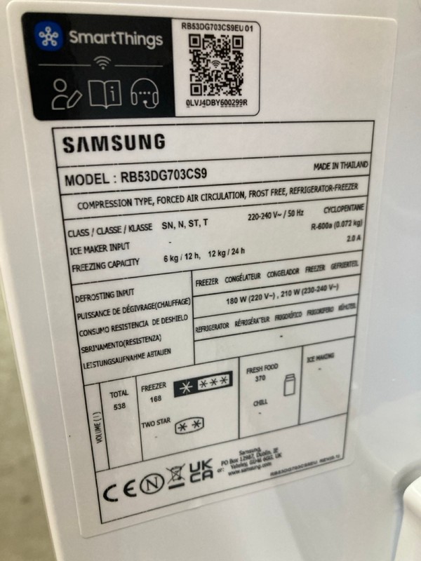 Lot 4  
            Nottingham SR8 - Delivery Or Collection 

                
SAMSUNG SERIES 8 SMART COMBI FRIDGE FREEZER. MODEL: RB53DG703CS9. ORIGINAL RRP: £...