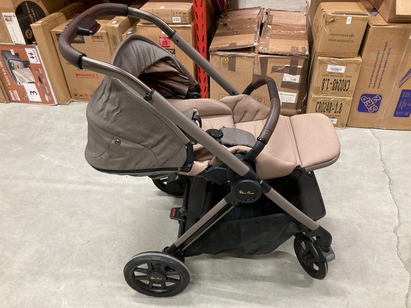 Lot 51  
            Nottingham SR8 - Delivery Or Collection 

                
SILVER CROSS NEWBORN POD PUSHCHAIR