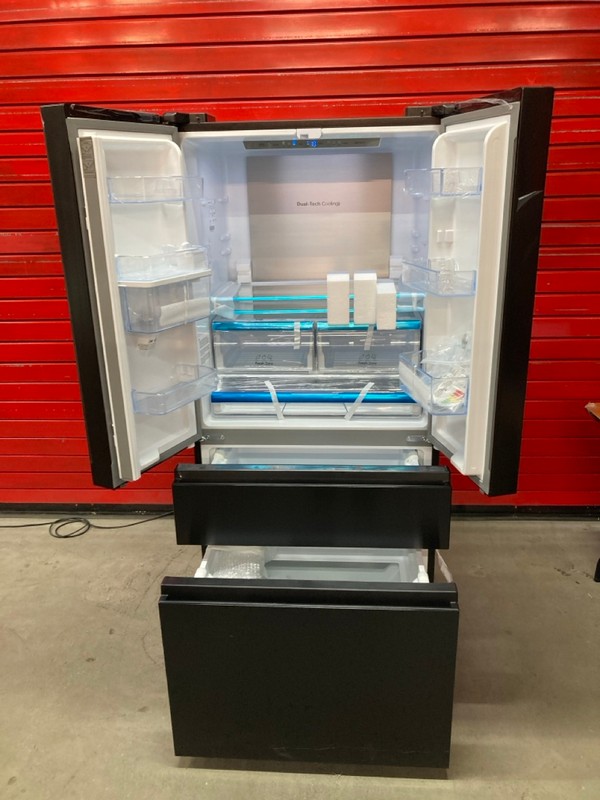 Lot 6  
            Nottingham SR8 - Delivery Or Collection 

                
HISENSE FRIDGE FREEZER. MODEL: RF540N4WFE. ORIGINAL RRP: £899 - Image 2