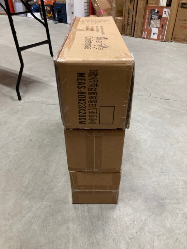 Lot 72  
            Nottingham SR8 - Delivery Or Collection 

                
3 X CHRISTMAS TREES - Image 4