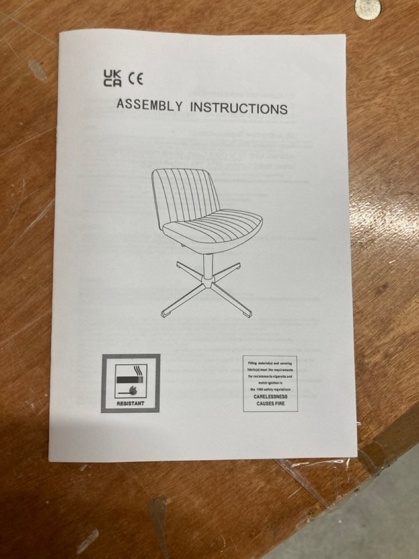 Lot 80  
            Nottingham SR8 - Delivery Or Collection 

                
CROSSED LEG CHAIR