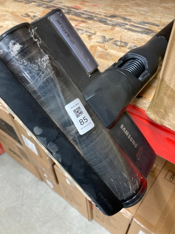 Lot 85  
            Nottingham SR8 - Delivery Or Collection 

                
SAMSUNG PORTABLE STICK VACUUM CLEANER - Image 4