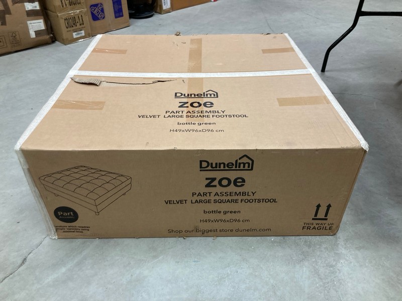 Lot 86  
            Nottingham SR8 - Delivery Or Collection 

                
DUNELM ZOE LARGE VELVET FOOTSTOOL