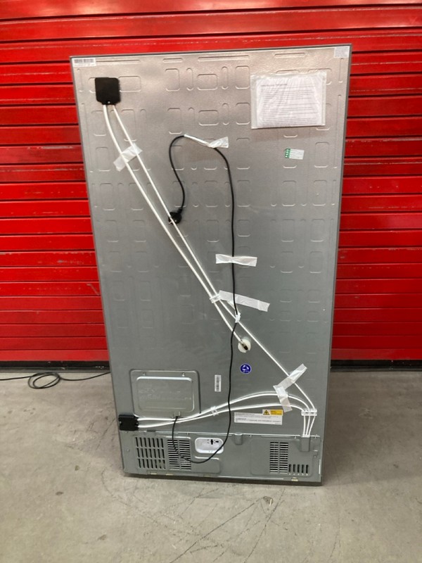 Lot 8  
            Nottingham SR8 - Delivery Or Collection 

                
BOSCH SERIES 6 AMERICAN FRIDGE FREEZER. MODEL: KAD93AIERG. ORIGINAL RRP: £1499