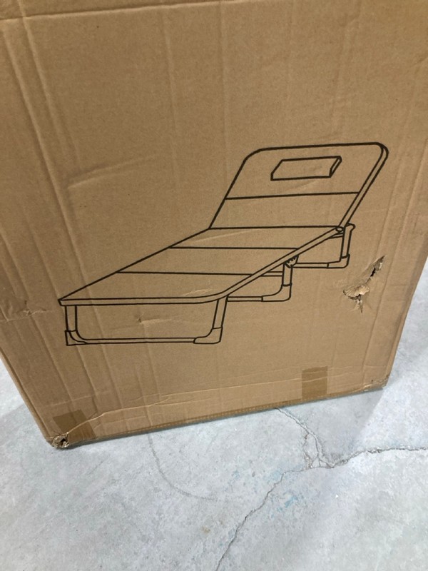 Lot 91  
            Nottingham SR8 - Delivery Or Collection 

                
FOLDING CAMPING BED